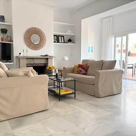 بيت للعطل Sol De By Interhome إِستيبونا